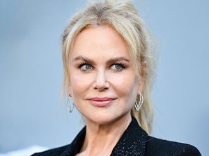 Nicole Kidman melltartó nélkül ment a premierre: merész dekoltázsa csak úgy vonzotta a tekinteteket