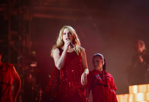 Tíz év után visszatért Kylie Minogue Budapestre, és nem is akárhogyan nyitotta meg a Szigetet