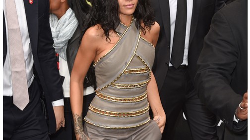 Melyik Rihanna igazi arca?