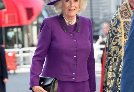 Kizárólag a királyi család viselhette ezt a színt, mindenki másnak tilos volt: gondoltad volna?