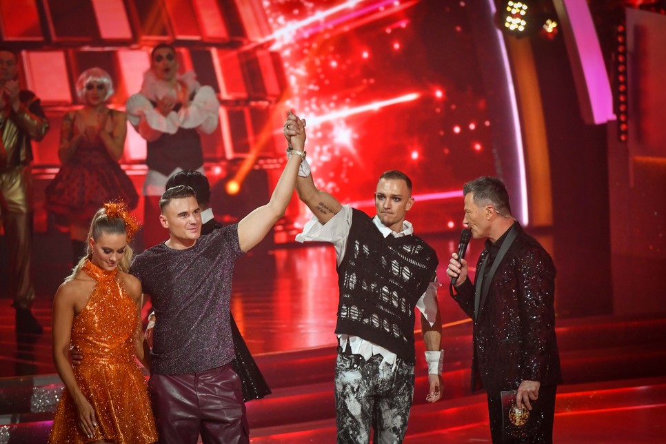 Szőke Zsuzsi és PSG Ogli a halloweeni adásban búcsúztak a Dancing with the Starstól