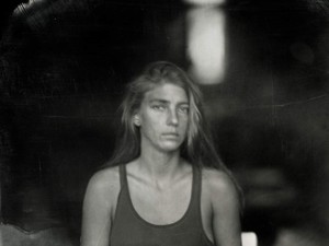 Egy este, egy kiállítás a Balaton-felvidéken - Pakosz Anna: SZABADON Nő