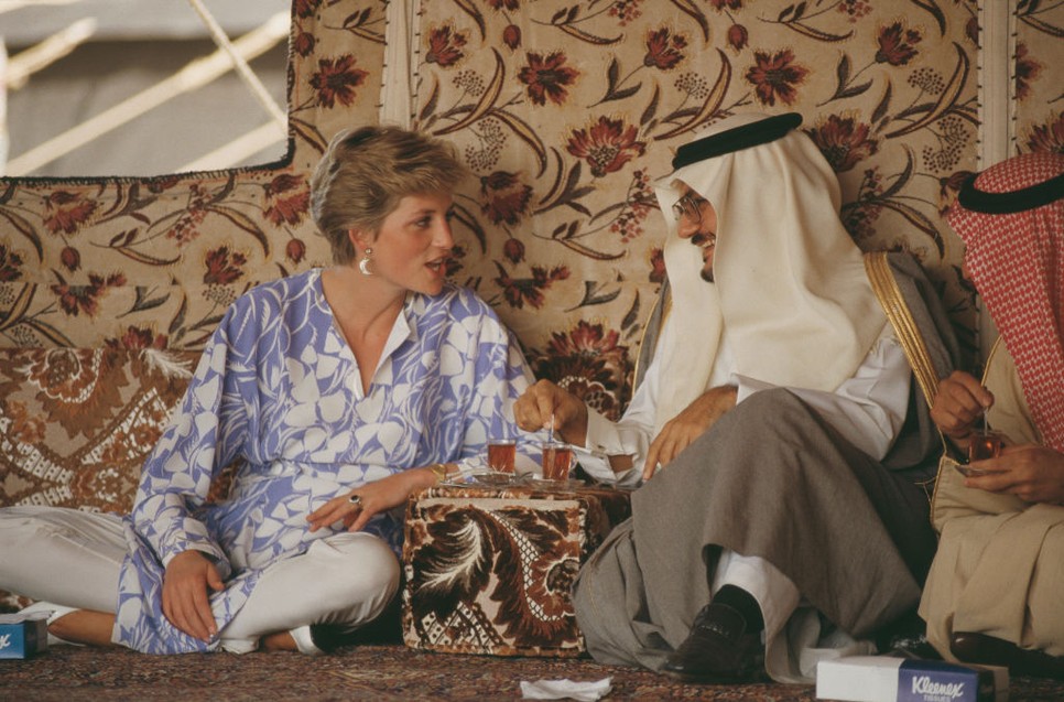 Diana hercegné 1986-ban egy sivatagi pikniken vett részt Szaúd-Arábiában