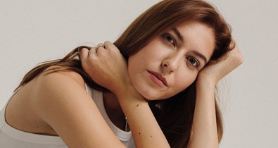 Puskás-Dallos Bogi szívmelengető videóval üzent kisbabájának