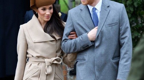 Meghan Markle lazán öltögette a nyelvét a karácsonyi szentmisén!