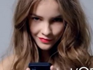 Palvin Barbi L`Oréal-kampánya már a tévében - VIDEÓ