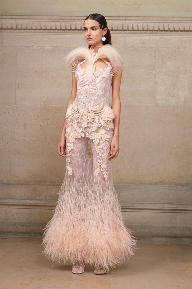 Top 6 momentum a francia couture hétről