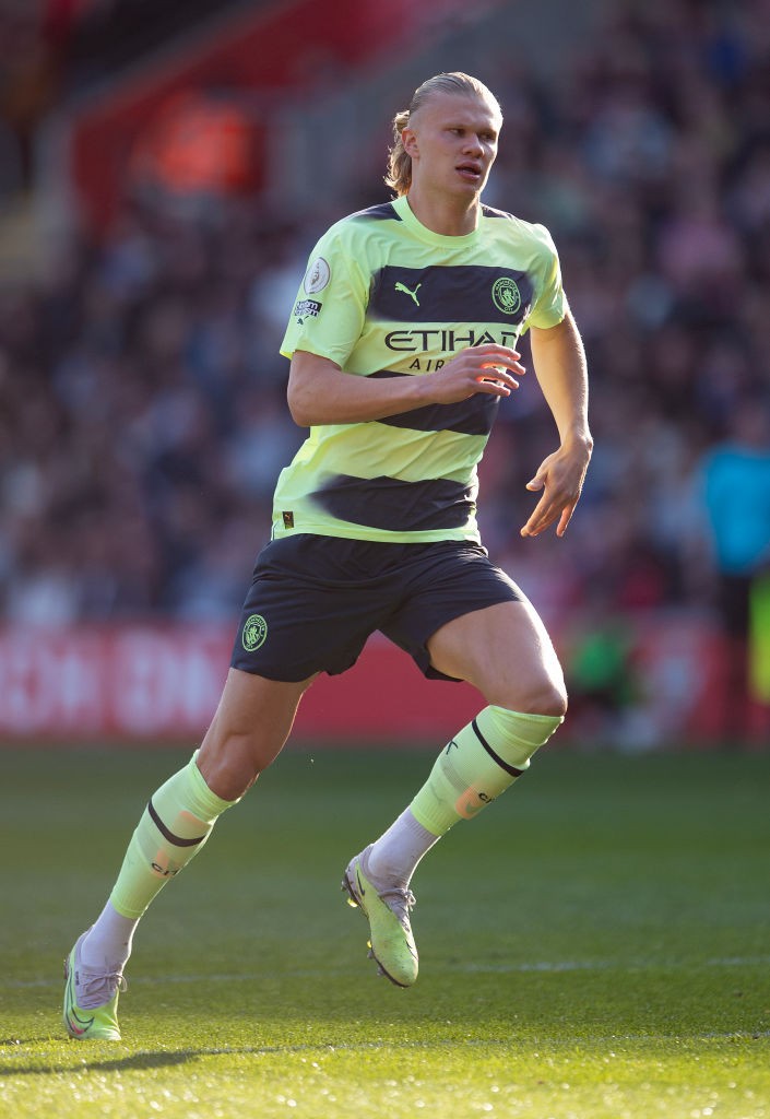 Így nézett ki Erling Haaland a Manchester City csatáraként egy 2023-as bajnoki mérkőzésen.