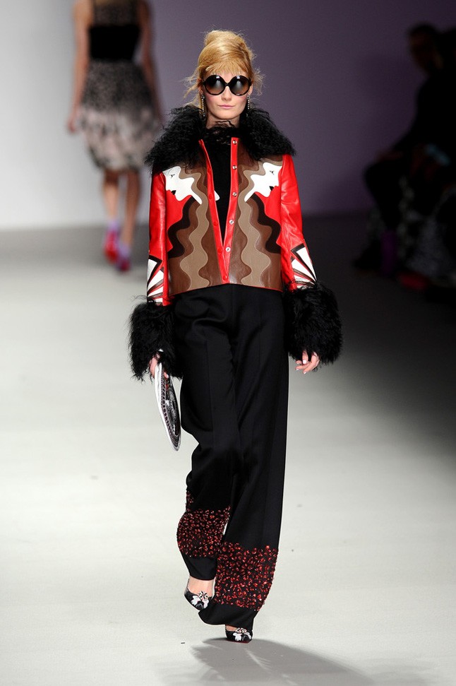 Gáll Franciska - Holly Fulton