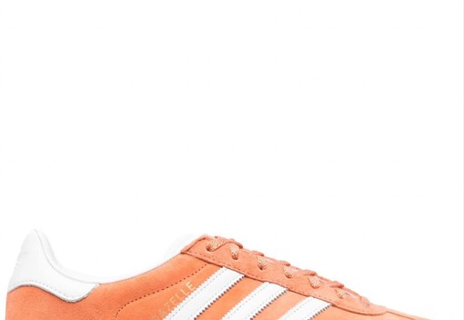 Peach Fuzz a Pantone 2024-es év színe - a királyi család tagjai már viselték