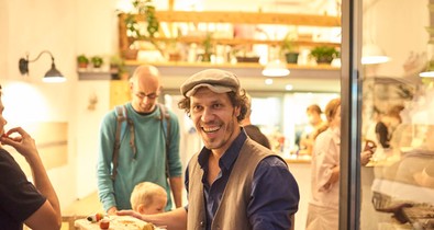 Ökotudatos ebédmenü a Parlament közeléből biciklis házhozszállítással