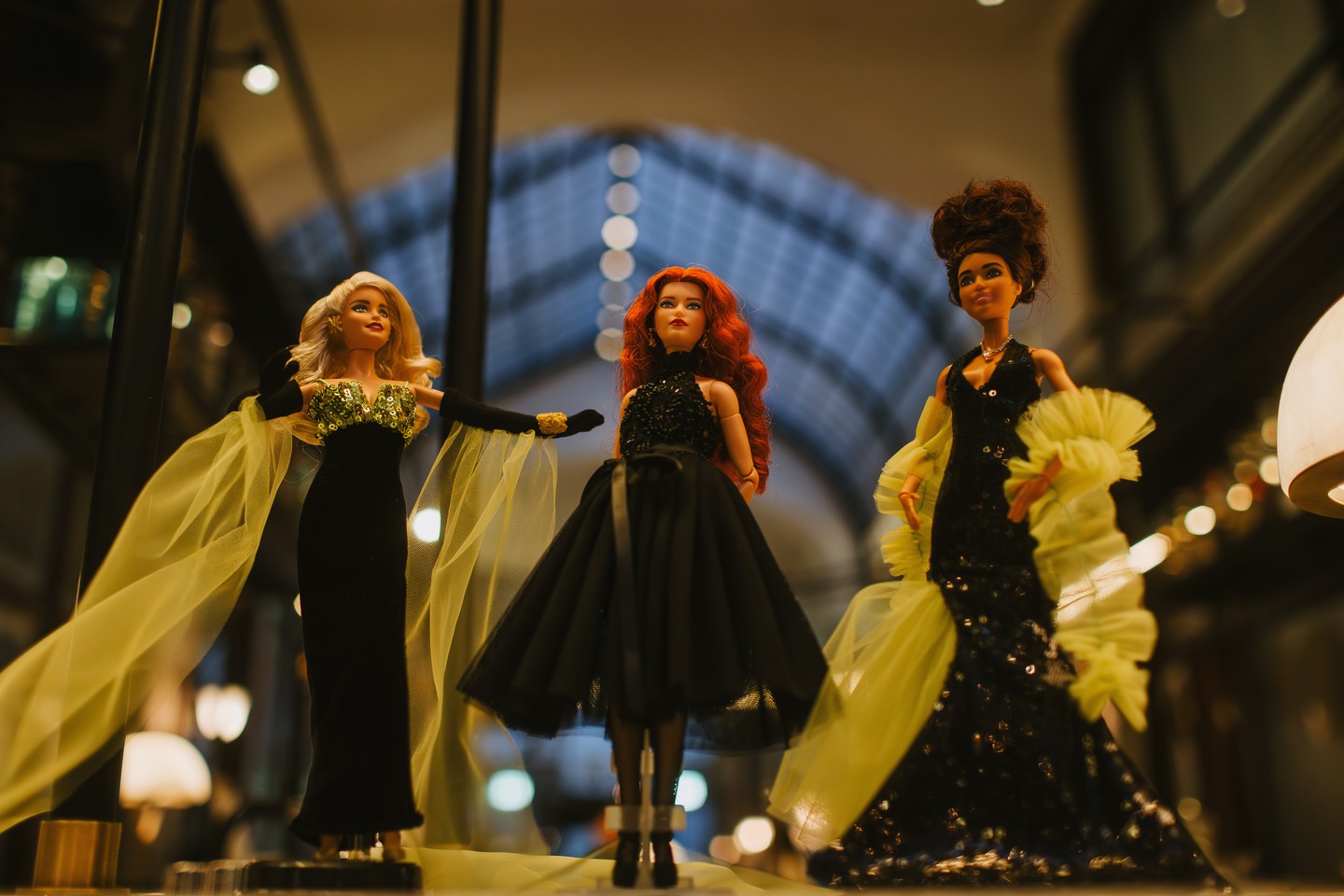 A Barbie baba Sentiments ruhákban parádézott a csodálatos Four Seasons Hotel Greshem Palace-ban