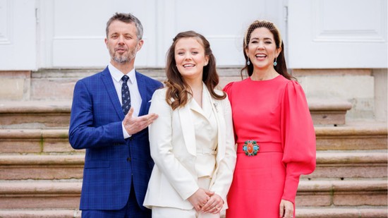 A 18 éves Izabella hercegnő csak úgy ragyog az első hivatalos születésnapi portréján, a lélegzetünk is eláll tőle