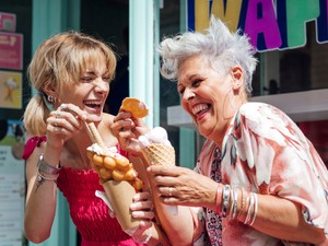 Nem az a kérdés, hogy egy anya pótolhatja-e az apát, hanem hogy egyáltalán feladata-e?