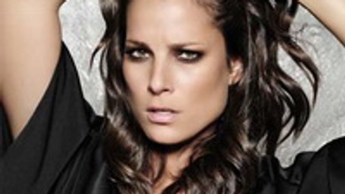 Magyar modellre cserélték Katy Perryt