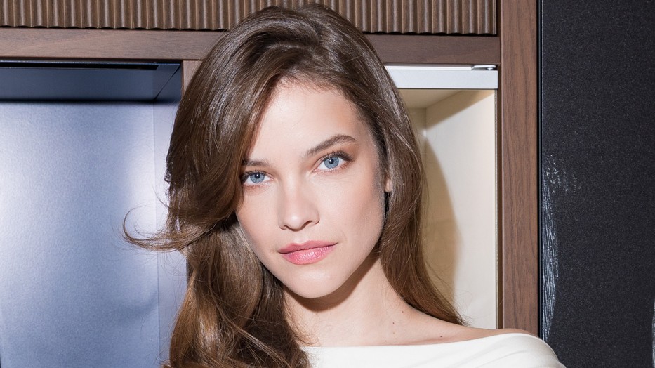 Palvin Barbaráról ismét egy fantasztikus fotósorozat készült