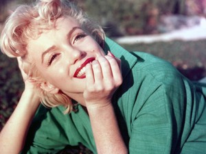 Ő Marilyn Monroe hasonmása, aki a díva egykori otthonában lakik