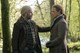 Murtagh Fraser – Outlander - Az idegen: Murtagh elvesztése azért is volt sokkoló a nézők számára, mert az eredeti könyvekben már jóval korábban, a cullodeni csatatéren életét vesztette – a sorozat készítői azonban a karakter iránti rajongás miatt egészen az 5. évadig életben tartották. Ez az ajándékba kapott idő viszont csak még kegyetlenebbé tette a búcsút: az alamance-i csatában. Jamie karjai között kilehelt utolsó lehelete, és a kétségbeesett küzdelem, amellyel Jamie próbálta őt visszahozni az életbe, a széria leginkább szívszorító pillanatává vált.