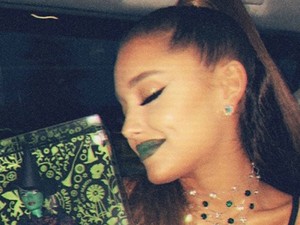 Ariana Grande először mutatta meg magát, mióta szakított vőlegényével és jobban fest, mint valaha