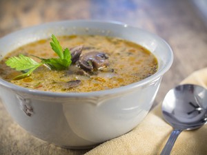 Napi leves: Így készítsd el a nagymamád verhetetlen gombalevesét