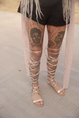 Egy merész saru mindig szuper választás - Barbora Kajankova (Románia, Store manager) - Ruha: NEW YORKER, Melltartó és sort: SHEIN, Táska: VANS, Cipő: VINTED