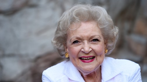 Betty White útmutatója az élethez, amitől csak még inkább felnézünk rá!