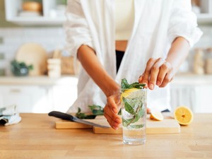 Létezik az ital, ami a víznél is jobban hidratál: mindenre számítottunk, csak erre a folyadékra nem