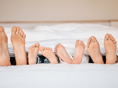 Külön szoba, külön ágy, vagy családi összebújás? - Az együttalvás lélektani vonatkozásairól Kiss Kinga szakpszichológussal