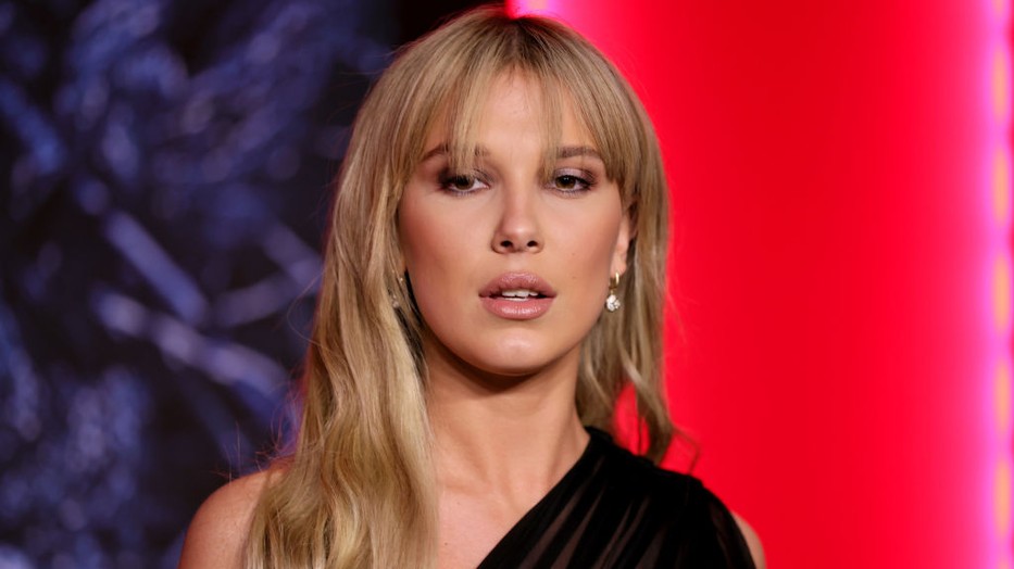 Millie Bobby Brown és Jake Bongiovi  örökbefogadtak egy kislányt