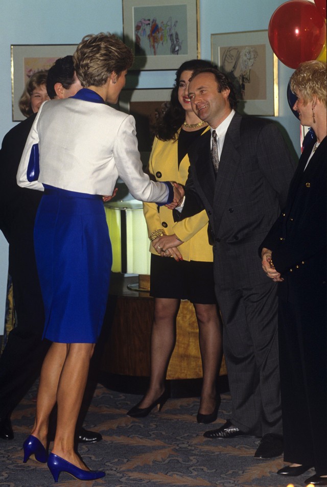 Phil Collins bemutatkozik Dianának