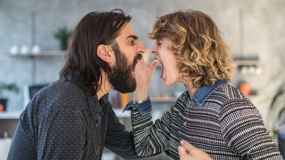 Ha egy pár tagjai már ketten nem képesek megoldani a problémáikat, van, hogy szakember segítségét kérik