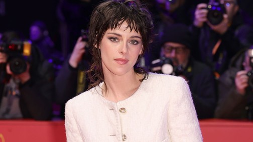 Kristen Stewart felesége álomszép fotókat posztolt az esküvőjükről, csak úgy sugárzik róla, mennyire imádják egymást