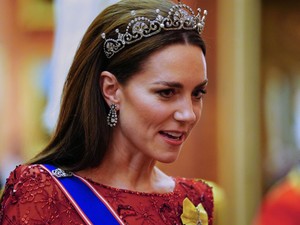 Egy hajszálon múlt, hogy Katalin hercegné lemondjon a címéről, egyedül Károly király tudta visszatartani