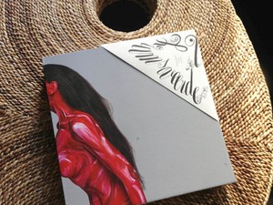 Kiállítás, fotó, parti - Nanushka New Yorkban gyűjt inspirációt