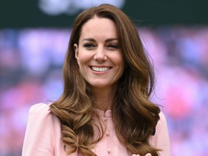 Katalin hercegné megsemmisült, György herceg a nyelvét öltögette - Így telt a foci EB döntő a királyi családnak