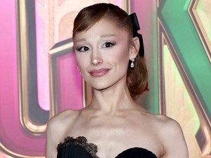 Ariana Grande újra összejött exbarátjával, így halad most a kapcsolatuk a bennfentesek szerint