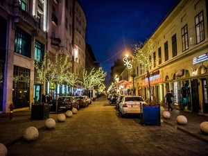 A kanapéjukból járják be a fővárost a helyiek és a turisták