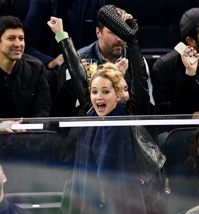 Jennifer Lawrence jégkorongmeccsen