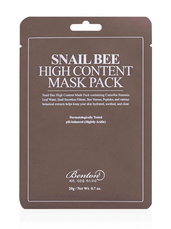 Te is tapasztaltad már, hogy a hosszú repülőutak mennyire meg tudják viselni az arcbőrödet? Ne aggódj, ezzel nem vagy egyedül! Jó hír, hogy ez a probléma pár perc alatt orvosolható a megfelelő arcmaszkkal. Én mindig bekészítek egy fátyolmaszkot a kézipoggyászomba és 15 percet relaxálással töltök, miközben a bőröm szépülni tud.   - Snail Bee High Content Mask fátyolmaszk BENTON 1299 Ft/ db