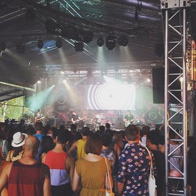 A hazai zenekarok is szép számban képviseltették magukat, a Middlemist Red például a Volt színpadon lépett fel.