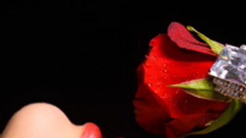 Nőnapi akciók és ajándékok - csak nektek