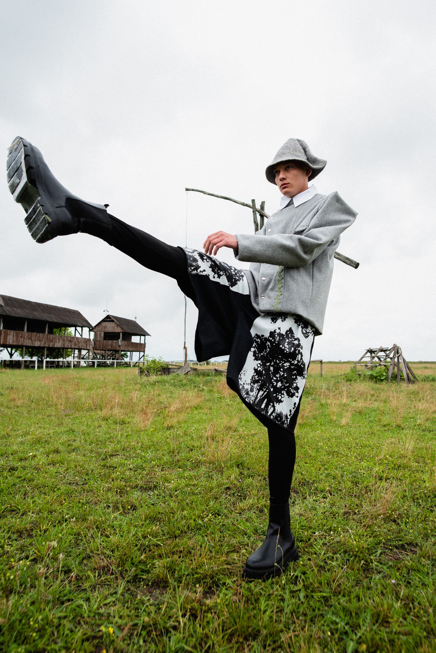 A SOPHIARON a hagyományokra büszke, öntudatos egyéniségek márkája.