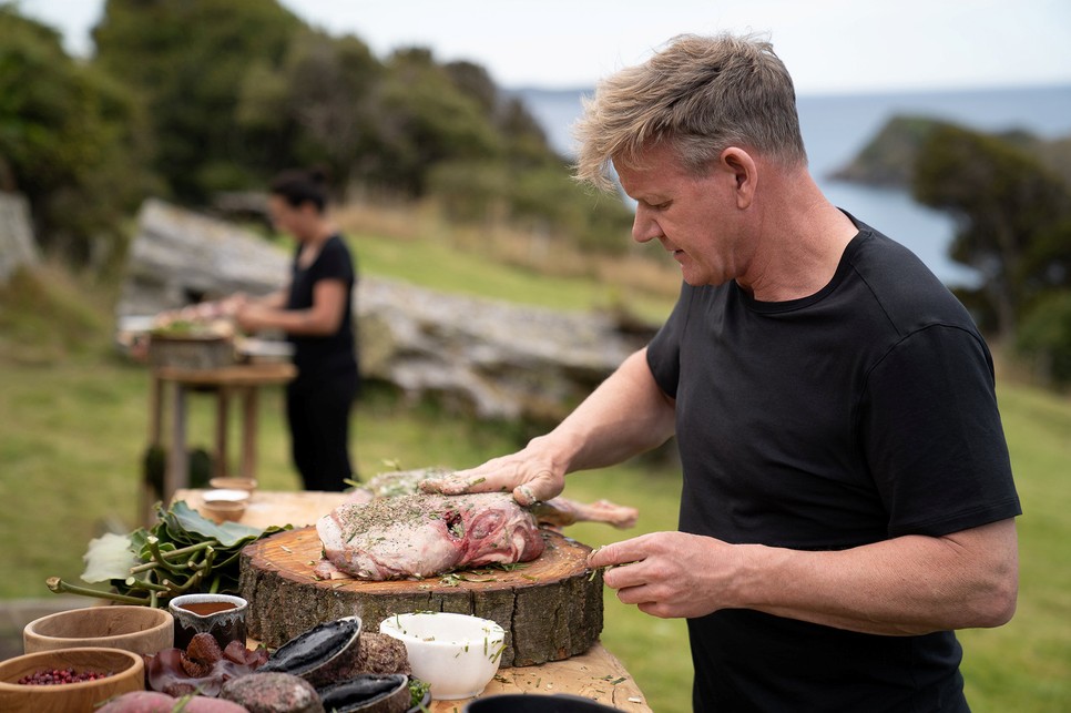 Gordon Ramsay világszerte ismert szenvedélyes konyhai stílusáról és díjnyertes éttermi koncepcióiról