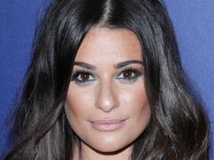 Lea Michele bajuszgyantázó Snapchat-sztorija a legjobb dolog, amit ma látsz