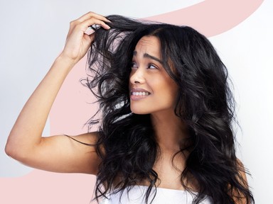 Látványos hajhullás ősszel? Szakértő most elárulta, mi állhat a háttérben