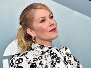 Elkeserítő híreket közölt Christina Applegate a betegségéről, egyre súlyosabb a színésznő az állapota
