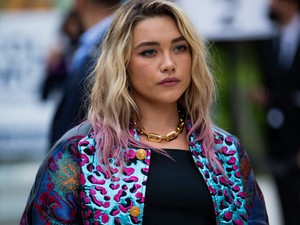 Florence Pugh szakított 21 évvel idősebb barátjával, és nem véletlenül titkolta idáig