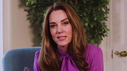 Sokan háborognak Kate Middleton 300 ezres blúzán, de...
