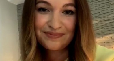 Dukai Regina dalra fakadt GLAMOUR Live interjúja közben