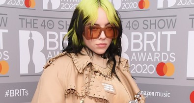Billie Eilish csinos ewok macinak öltözött az újabb díjához